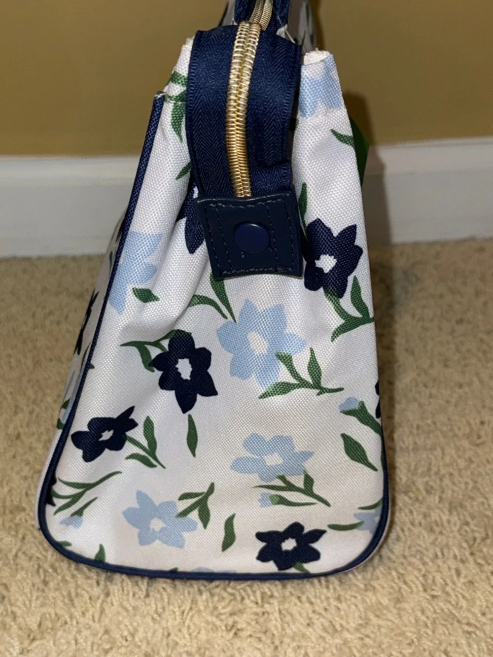 kate spade Floral Lunch Bag Tote in Navy, Light Blue & Green - Picture 5 of 12